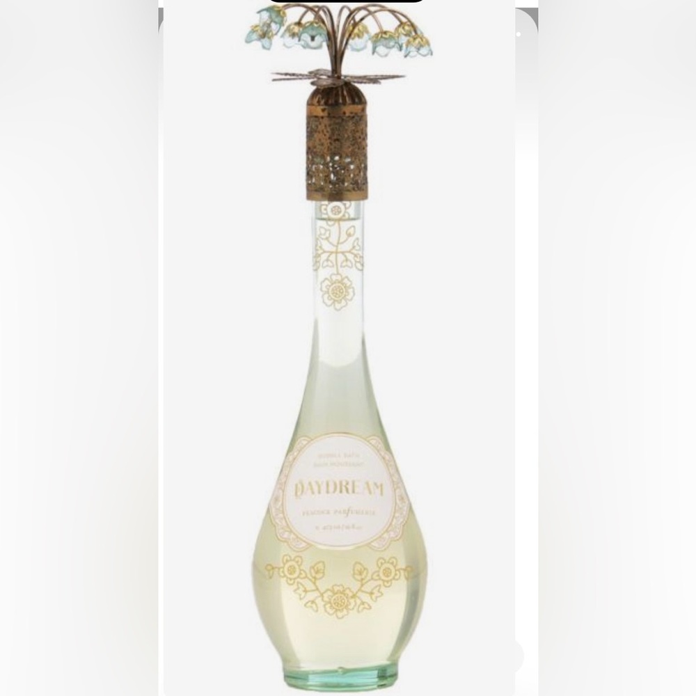 NWT Peacock Parfumerie Bubble Bath in Daydream